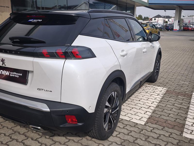 Peugeot 2008 2020 ČR GT Line 1.2 PT 96kW  - fotka 31 z 40