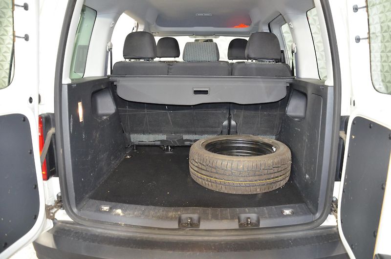 Volkswagen Caddy (2019) 2.0TDi 90kW 4X4 TRENDLINE - fotka 15 z 17