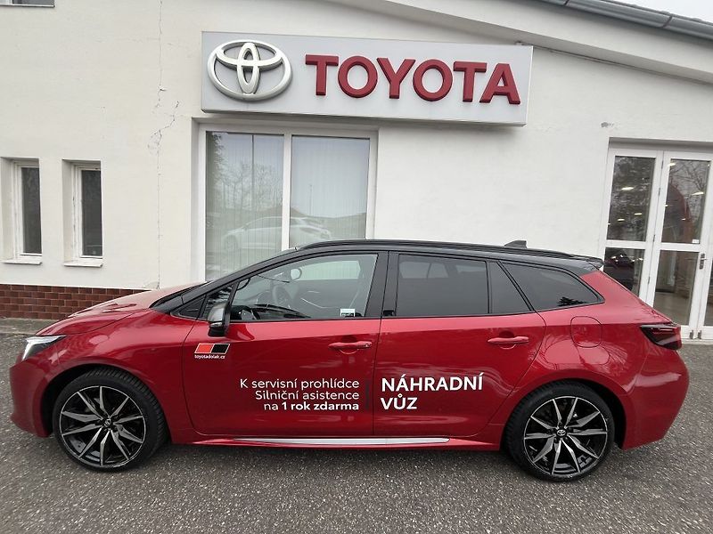 Toyota Corolla 2.0 hybrid GR SPORT - fotka 4 z 28