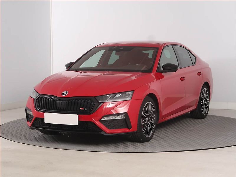 Škoda Octavia (2021) RS 2.0 TSI - fotka 2 z 20