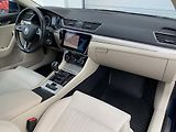Škoda Superb 2,0 TDI 110 kW Style DSG - náhled 26