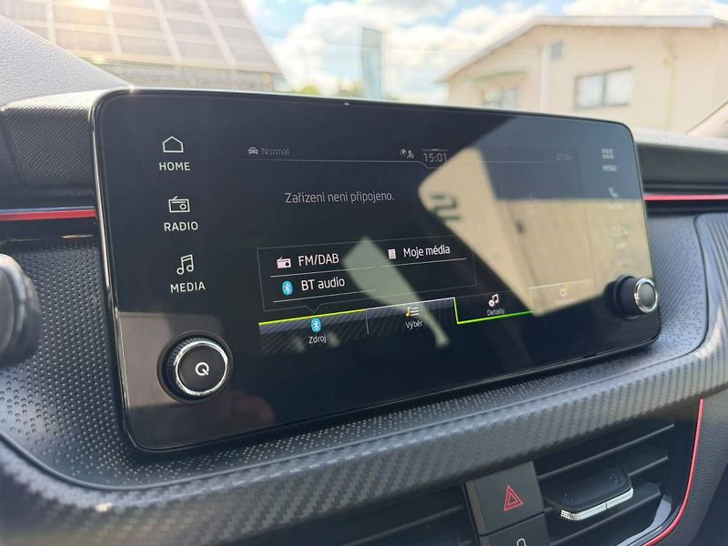 Škoda Kamiq Monte Carlo 1,5 TSI 110 kW 7° - fotka 17 z 38