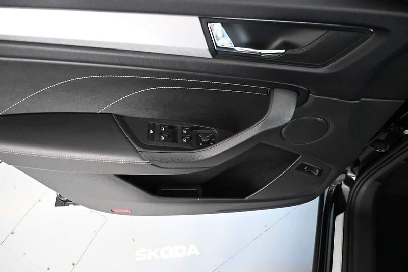 Škoda Kodiaq (2023) 2.0 TOUR Matrix LED DSG ACC Vi - fotka 16 z 38