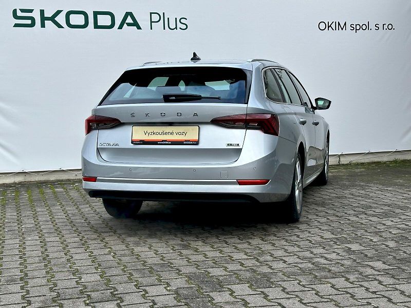 Škoda Octavia (2021) 1.5 TSI e-TEC 110kW DSG Style - fotka 2 z 21