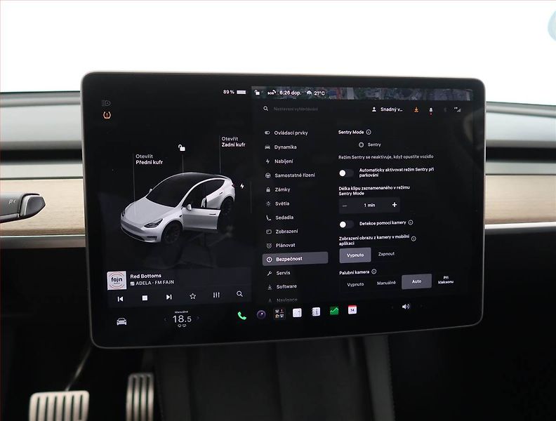 Tesla Model Y (2023) Performance 79kWh, SoH 93% - fotka 26 z 33