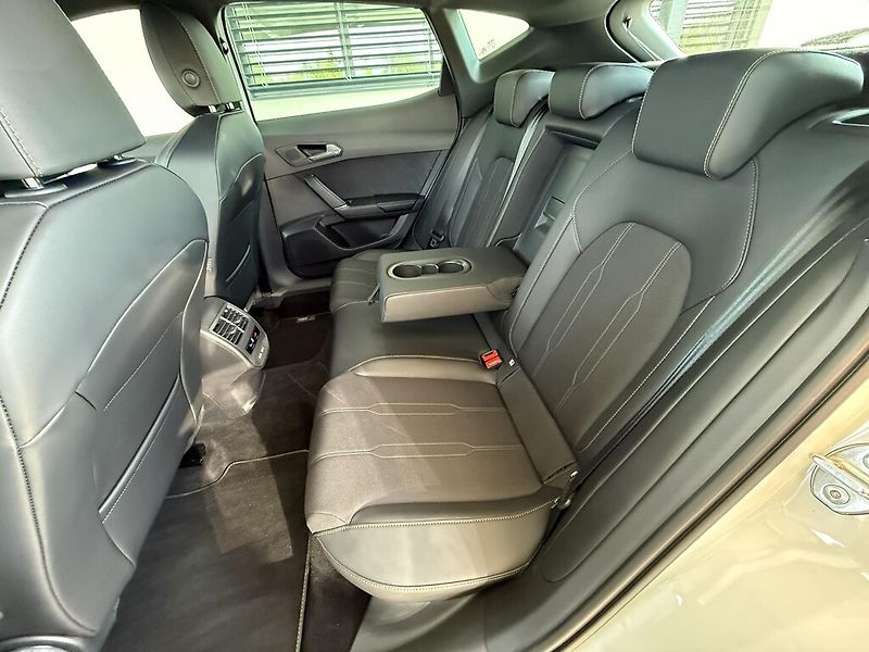 Cupra Formentor DSG 1,5 TSi 110 kW - fotka 22 z 24