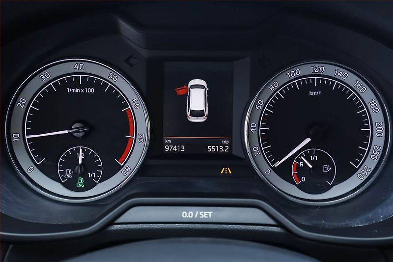 Škoda Octavia (2020) 1.5 TSI G-TEC, Automat - fotka 11 z 26