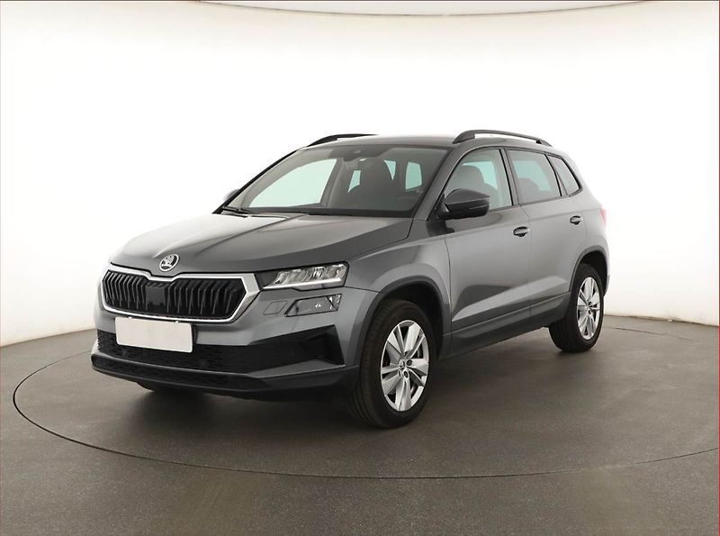 Škoda Karoq (2024) Style 1.5 TSI - fotka 2 z 17