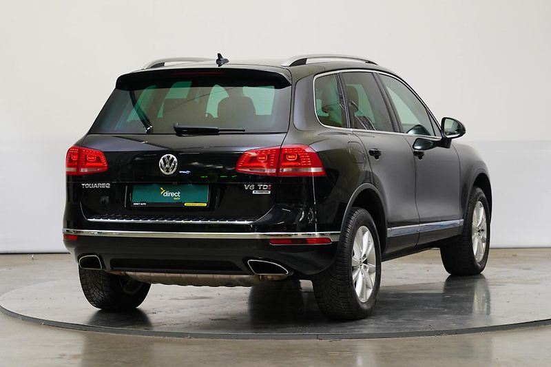 Volkswagen Touareg - fotka 2 z 29