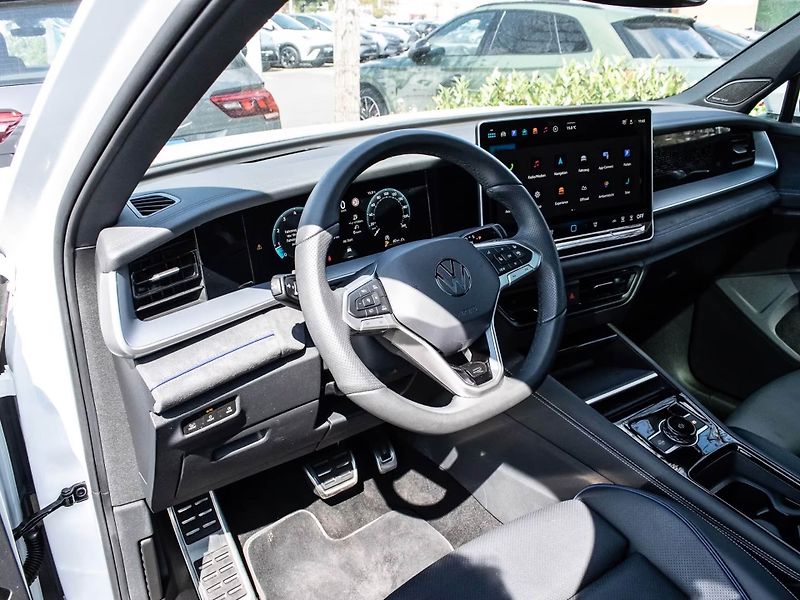 Volkswagen Tayron TSI 195kW 4M R-Line Kůže HuD - fotka 15 z 19