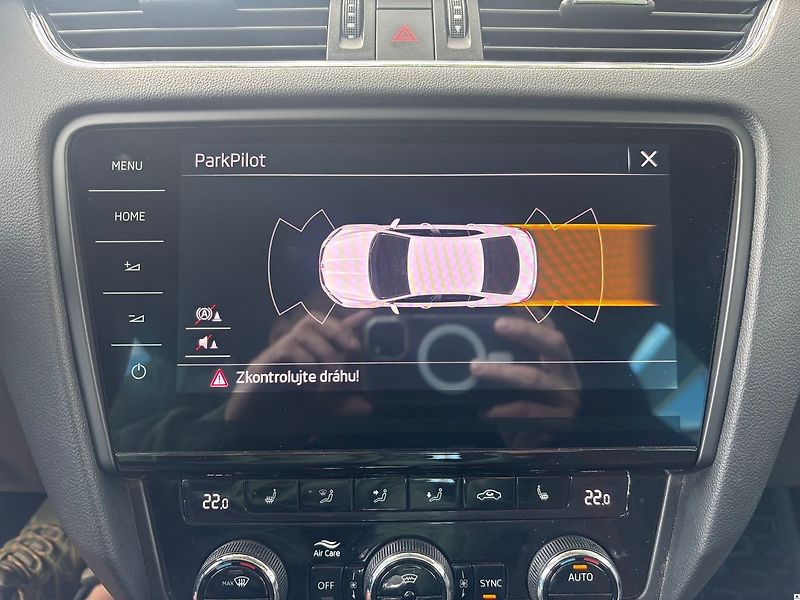 Škoda Octavia 2.0TDi-135KW/2019/CZ.4X4-ZÁRUK - fotka 39 z 52