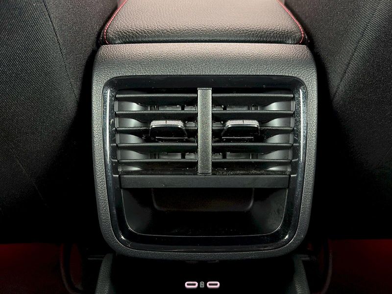 Škoda Octavia (2025) DSG 2.0TSI 195kW RS - fotka 27 z 31