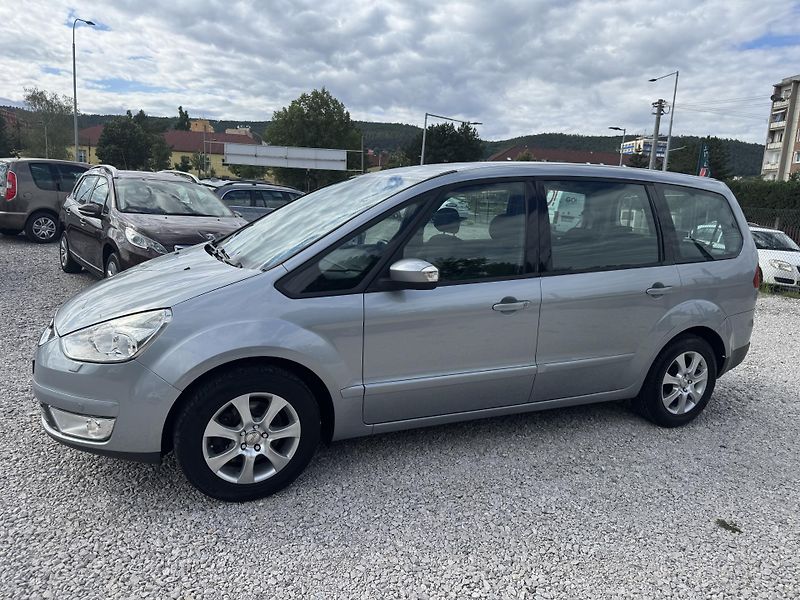 Ford Galaxy 2.0-16V(107KW)7SEDAČEK - fotka 9 z 45
