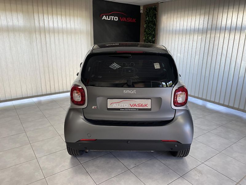 Smart Fortwo 0.9i AUTOMAT ČR 1.MAJ NAVI   - fotka 11 z 25