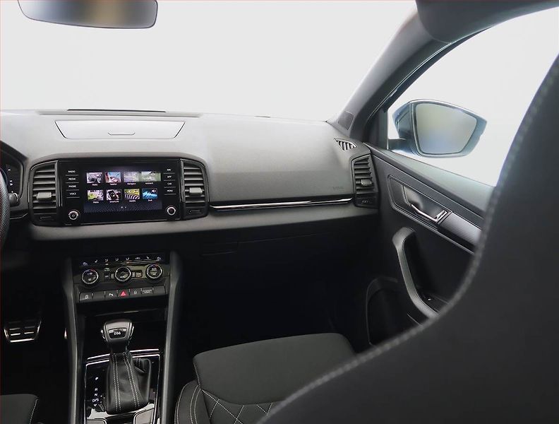 Škoda Karoq (2021) Sportline 1.5 TSI, digi klima - fotka 8 z 27