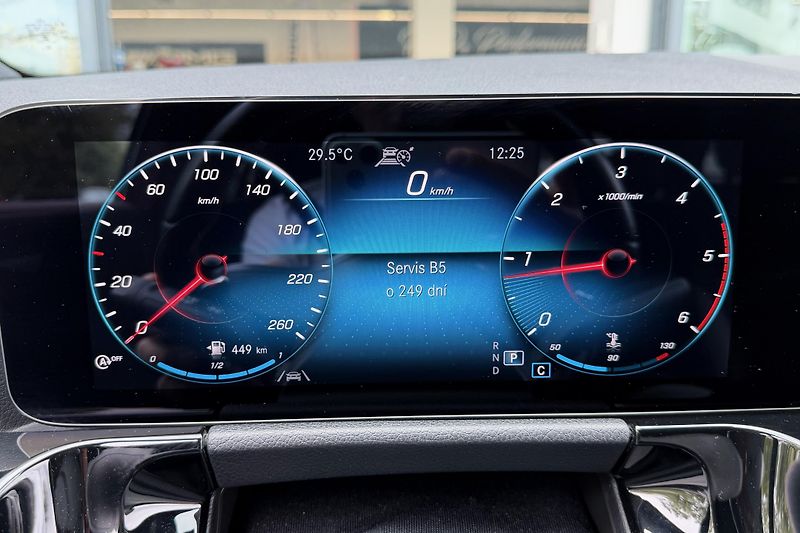 Mercedes-Benz GLA (2021) GLA 220d 4Matic AMG Line - fotka 80 z 121