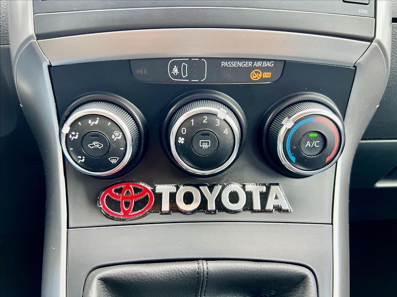 Toyota Verso 1,6 D-4D KLIMA - fotka 28 z 36