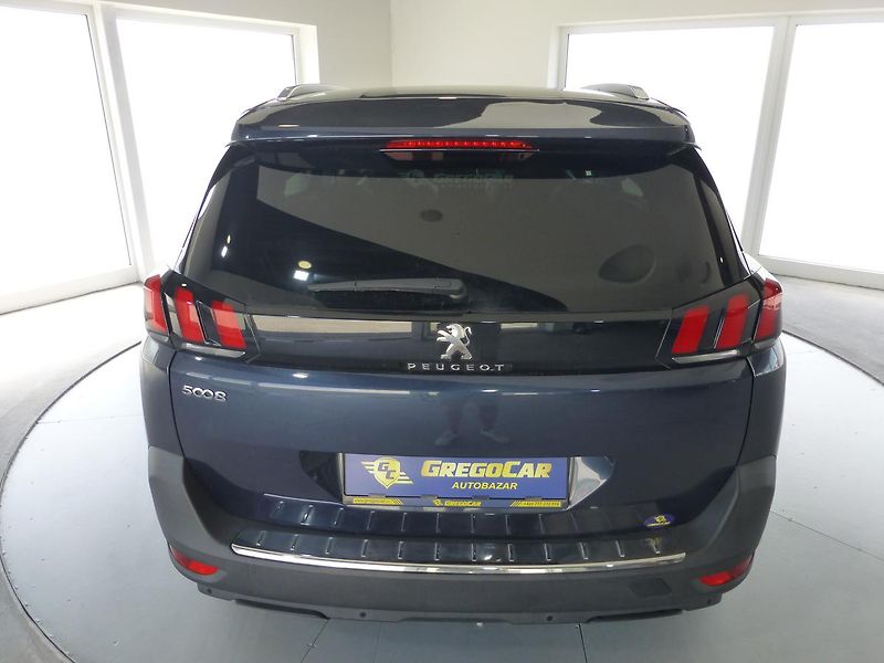 Peugeot 5008 (2020) 1,5HDI-96KW*NAVI**KAMERA*7MÍST - fotka 6 z 29