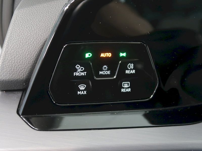 Volkswagen Golf (2023) VARIANT 2.0TDI 110KW DSG TAŽNÉ - fotka 34 z 38