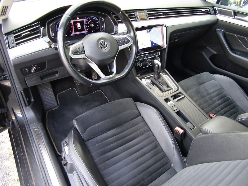 Volkswagen Passat Variant (2020) 2.0 TDI 110kW DSG  ACC - fotka 13 z 45