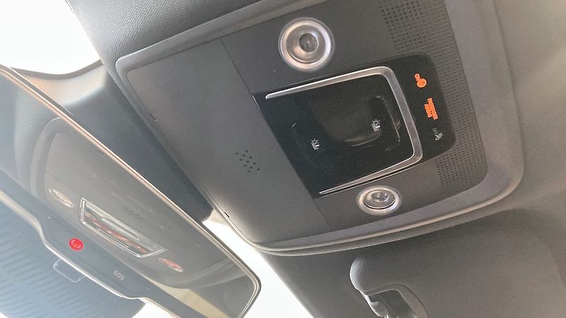 BYD Dolphin 60.4kWh Design Pano 360 - fotka 13 z 16