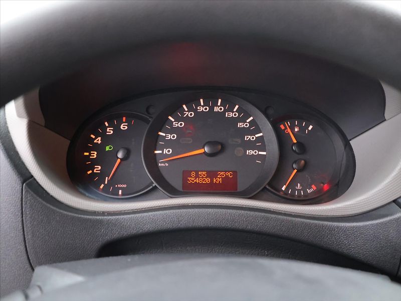 Renault Master 2,3 dCi 92kW L2H2P3 COOL CZ 1M - fotka 15 z 28