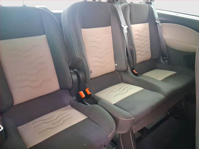 Ford Tourneo Custom (2016) Titanium 2.0 EcoBlue, ČR - fotka 18 z 18