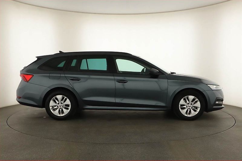 Škoda Octavia (2021) 1.5 TSI e-tec, Automat - fotka 6 z 16