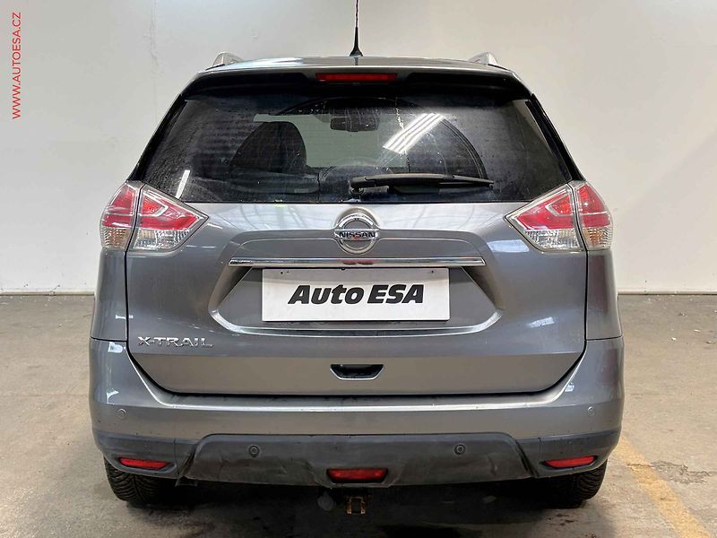 Nissan X-Trail (2016) 1.6 dCi 4x4, ČR, bixen - fotka 5 z 19