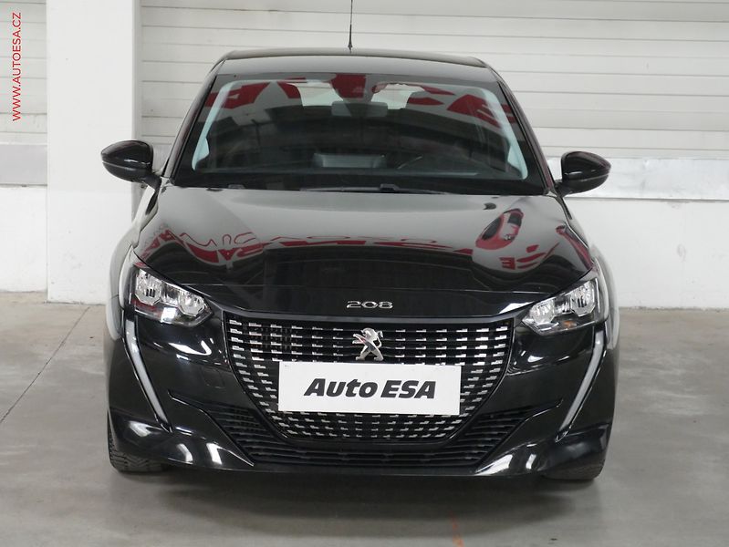 Peugeot 208 (2022) 1.2PT, 2.maj,ČR, LED, autoAC - fotka 2 z 20