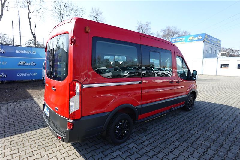 Ford Transit 2,2 TDCi  L2H2 9MÍST BUS KLIMA - fotka 8 z 40