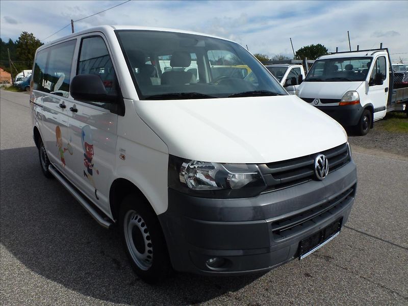 Volkswagen Transporter 2,0 TDI 9míst - fotka 5 z 46