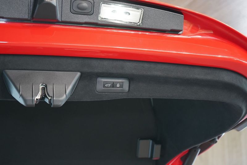 Ferrari Purosangue Lift, Karbon, Pano, Masáž - fotka 19 z 50