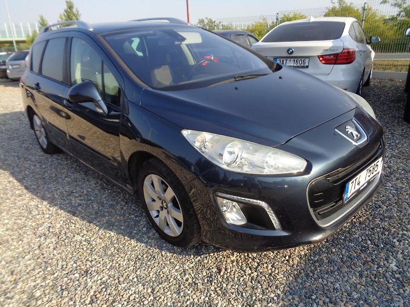 Peugeot 308 1,6 LPG - fotka 1 z 16