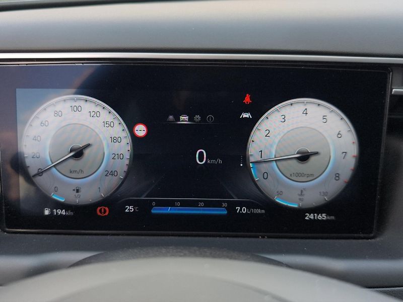 Hyundai Tucson (2023) COMFORT 1.6 T-GDI 110kW, ČR, 1 - fotka 17 z 26
