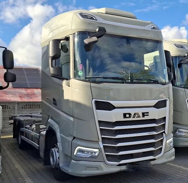 DAF XG (2024) 40 6x2 BDF EURO 6 - fotka 2 z 10