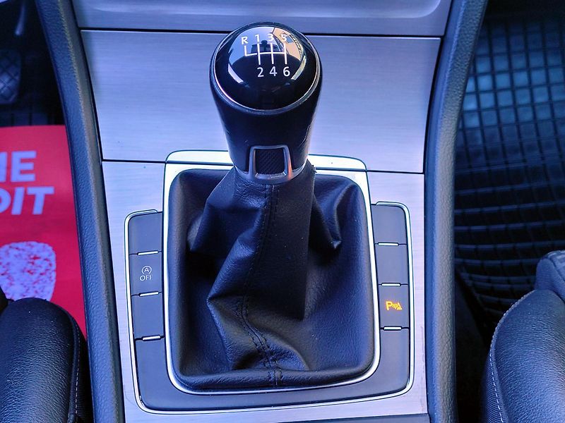 Volkswagen Golf CZ, VÝBAVA, SERV.KN.CEBIA      - fotka 51 z 74