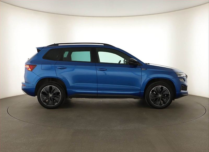 Škoda Karoq (2025) 1.5 TSI, Sportline - fotka 6 z 19