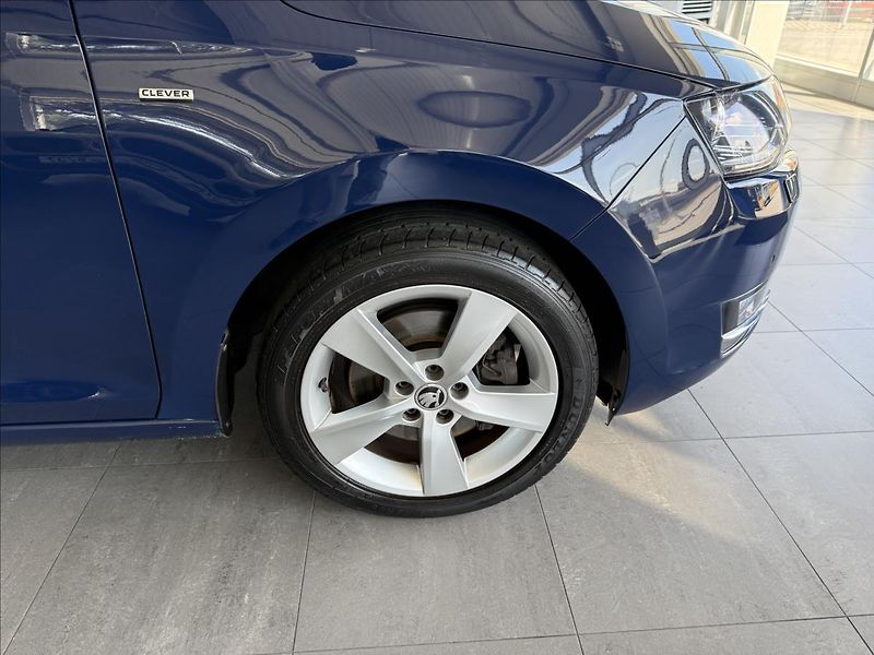 Škoda Rapid 1,0   TSI 81kW,CLEVER,SERVISKA - fotka 24 z 24