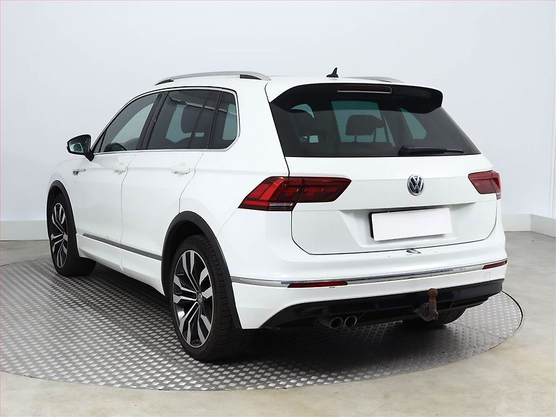 Volkswagen Tiguan (2017) R-Line 2.0 TDI, 4X4, Automat - fotka 4 z 18