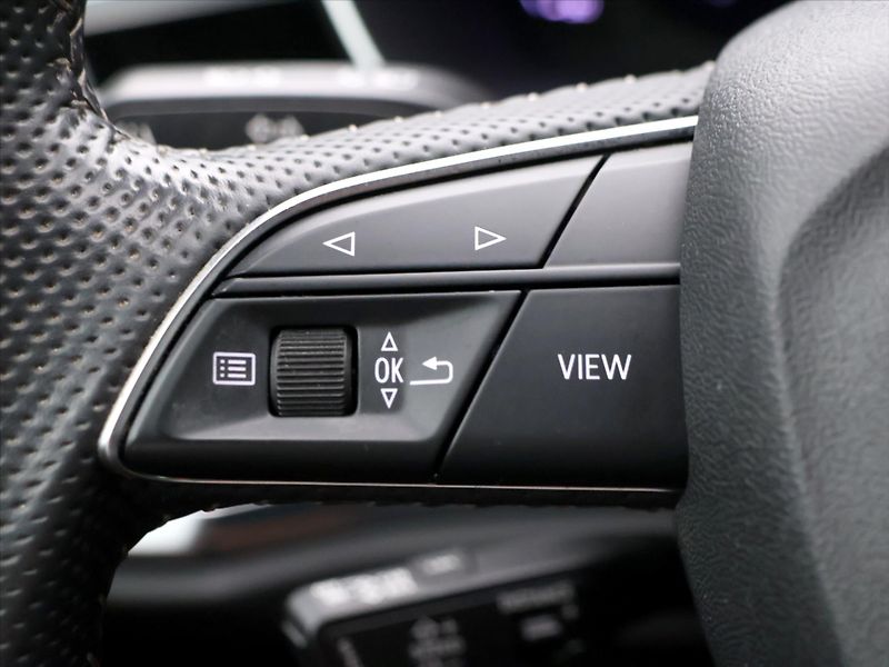 Audi Q3 2,0 35TDI  S-tronic CZ S-line - fotka 23 z 39