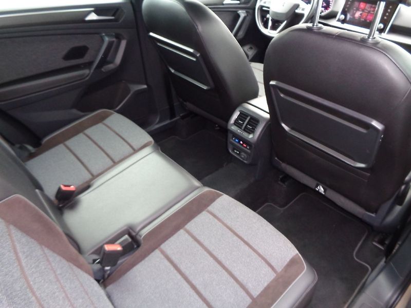 Seat Tarraco 2.0 TDI Excellence 4x4 DSG 110 - fotka 26 z 30