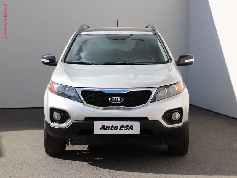 Kia Sorento (2011) 2.2 CRDI 4x4, ČR, servis - fotka 2 z 3