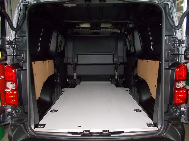 Opel Vivaro (2026) L2 (L) Foldable Crew Van 2.2 C - fotka 13 z 30