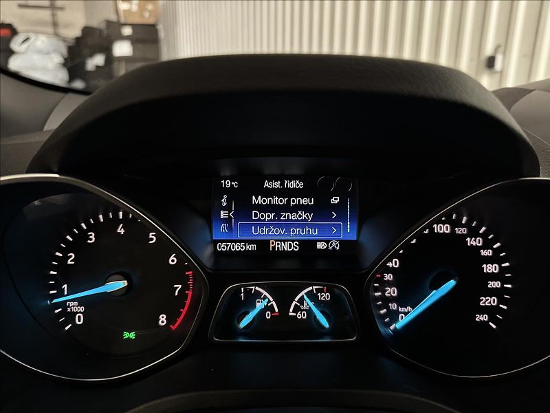 Ford Kuga 1.5EB 134kW AWD ST-LINE 57KM! - fotka 22 z 42