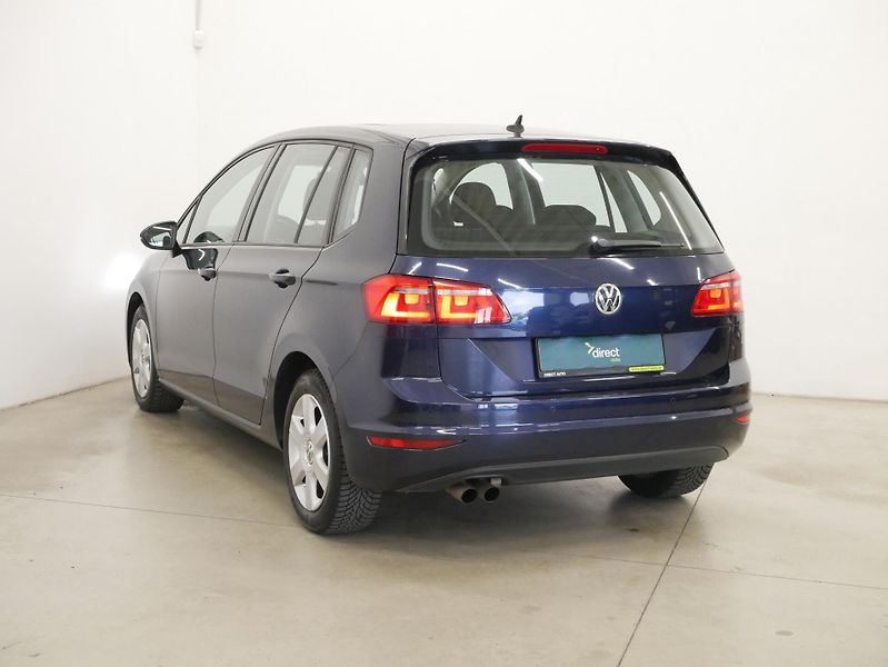 Volkswagen Golf Sportsvan - fotka 8 z 28
