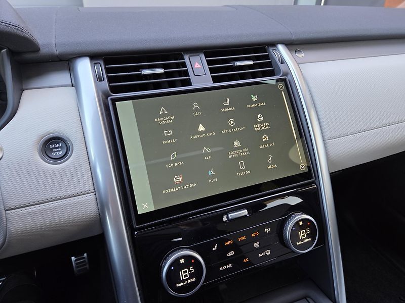 Land Rover Discovery D350 R-Dynamic HSE Pano HUD TZ - fotka 24 z 41