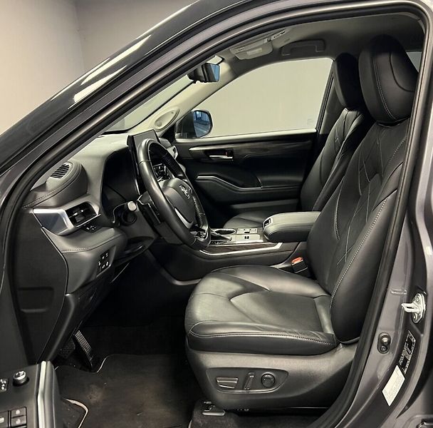 Toyota Highlander Hybrid AT EXECUTIVE JBL - fotka 10 z 21
