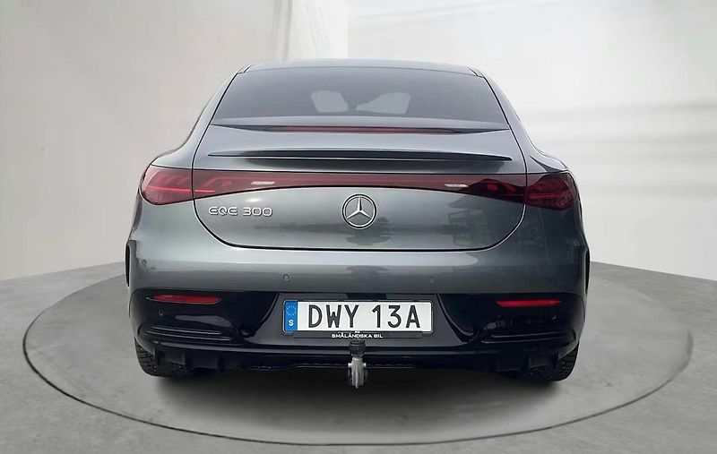 Mercedes-Benz EQE 300 AMG NIGHT 360k Tažné BLIS - fotka 3 z 15