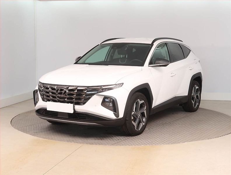 Hyundai Tucson (2023) Style 1.6 T-GDI HEV - fotka 2 z 17